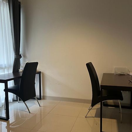 2 Floor Cozy House In Wisteria Jakarta Garden City 外观 照片