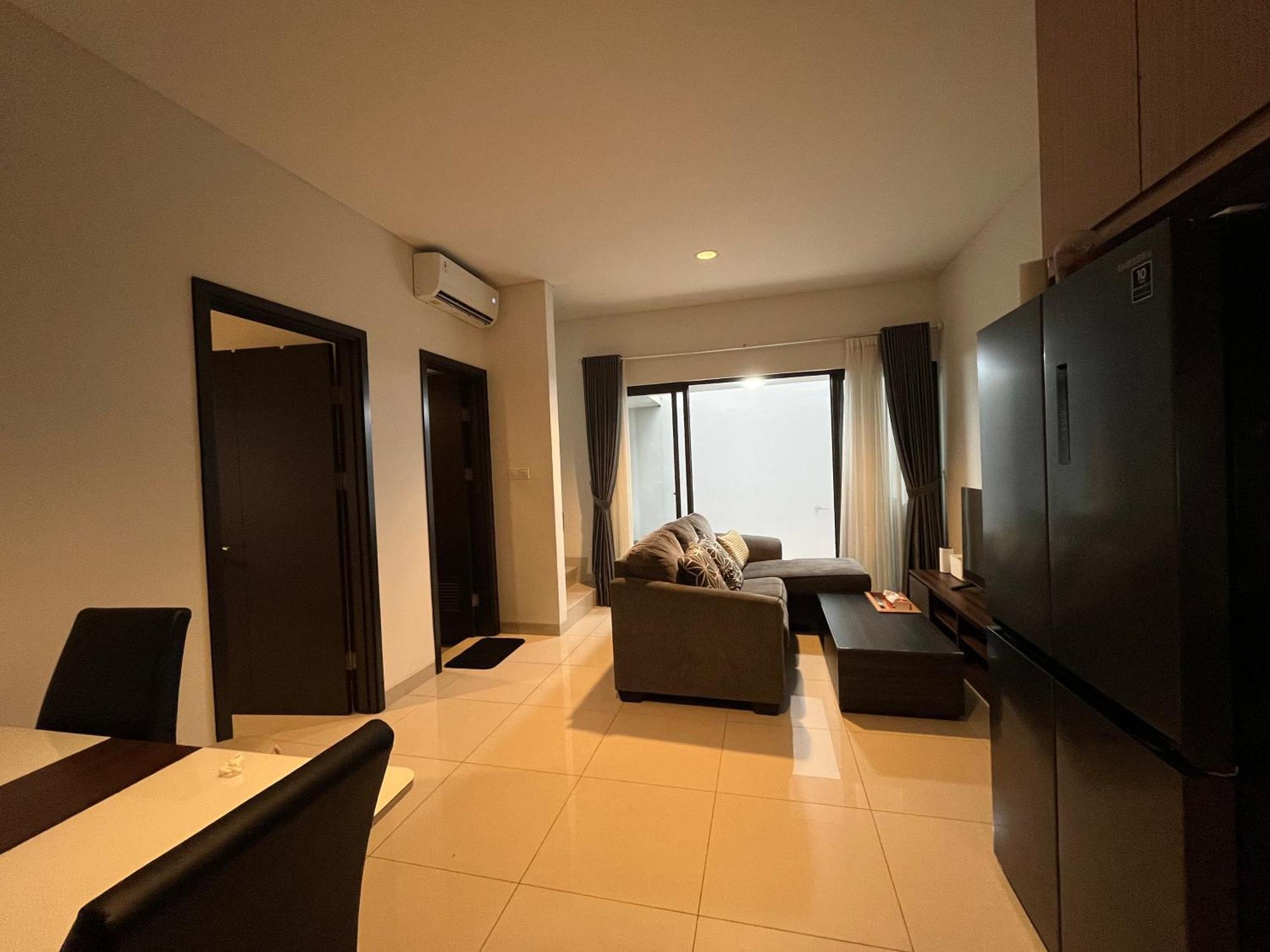 2 Floor Cozy House In Wisteria Jakarta Garden City 外观 照片